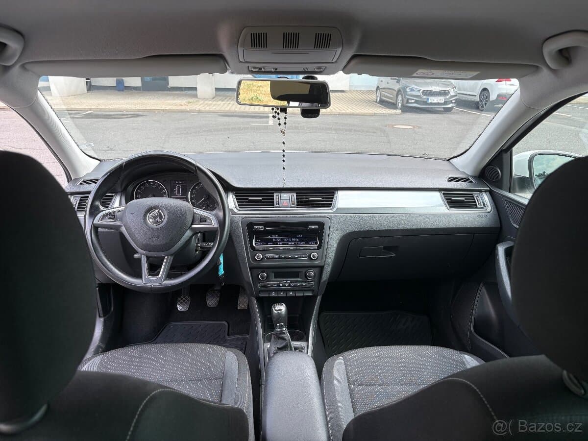 2014 Škoda RAPID - 13