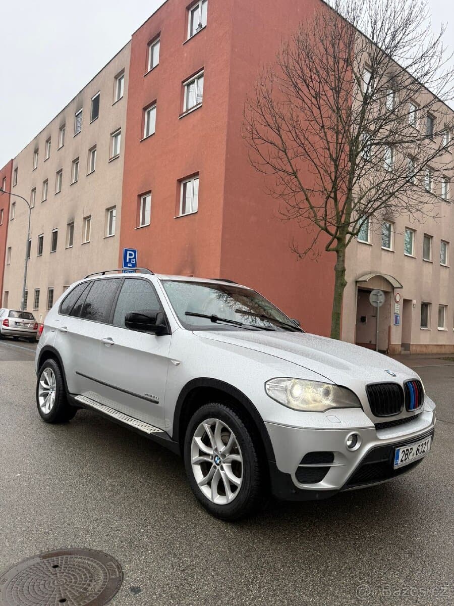 2010 BMW X5 - 13