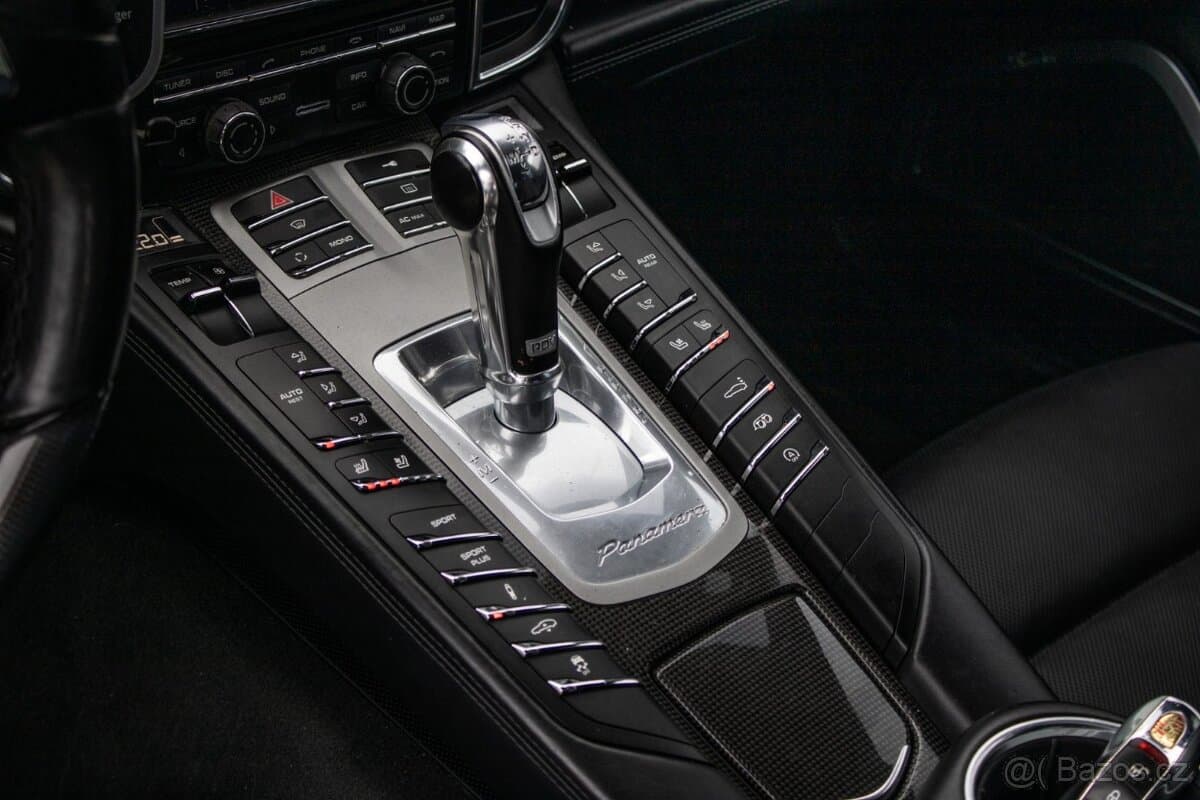 2010 Porsche PANAMERA - 13