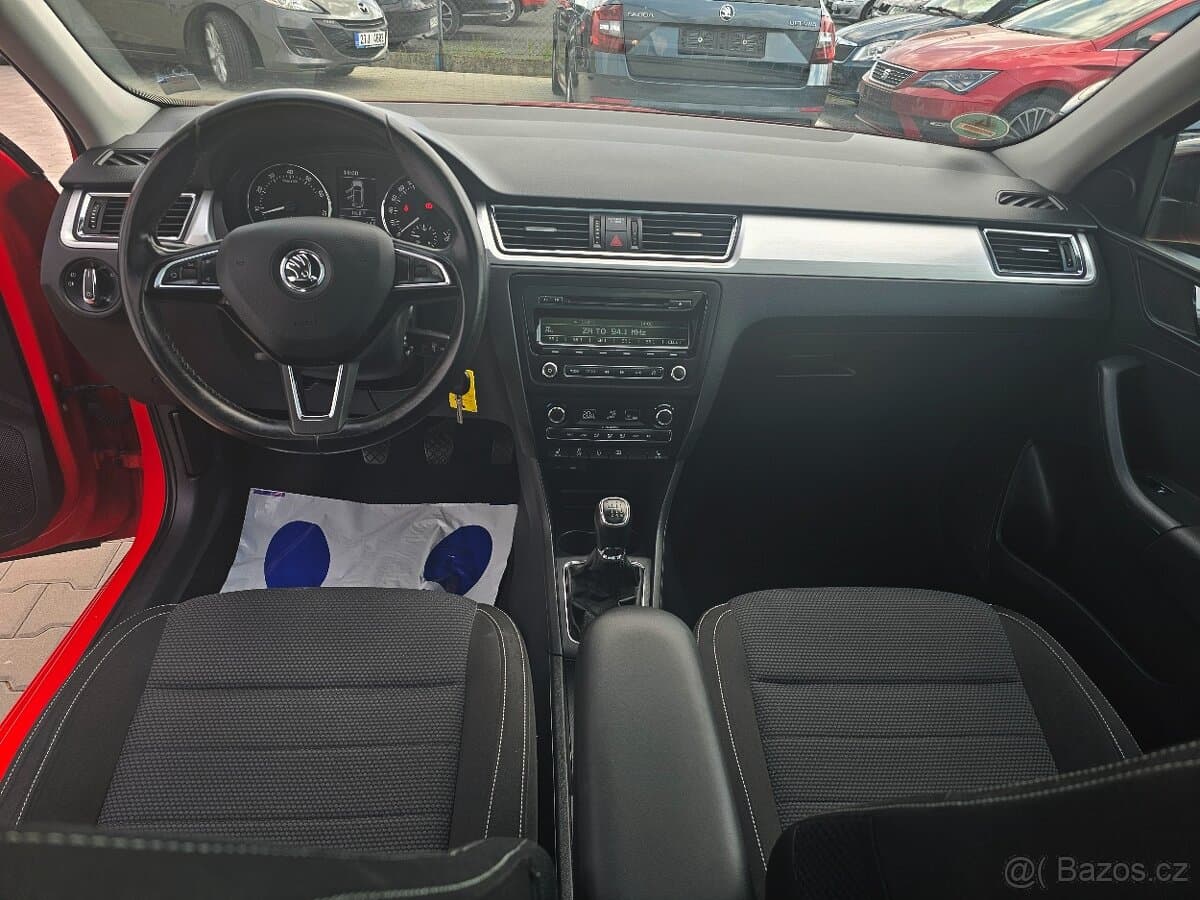2014 Škoda RAPID - 13