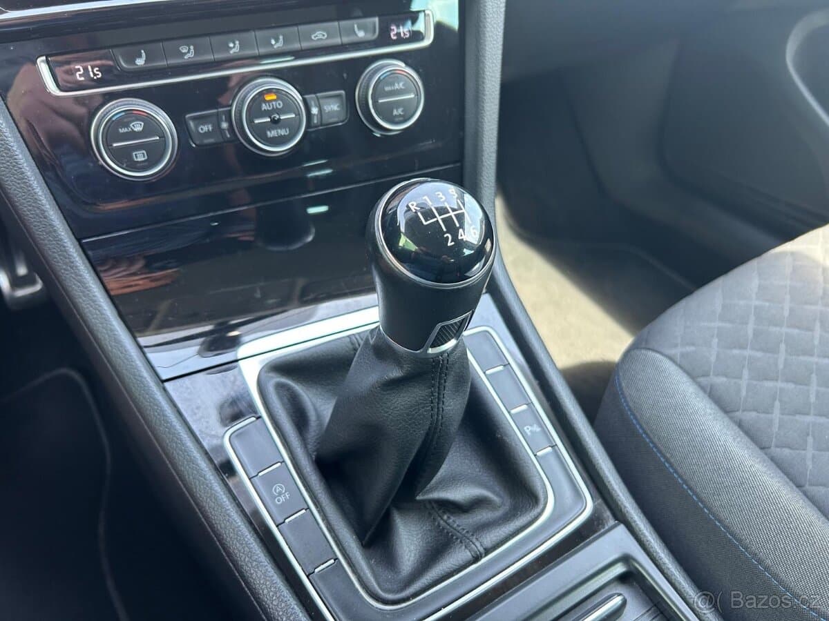 2019 Volkswagen GOLF - 13