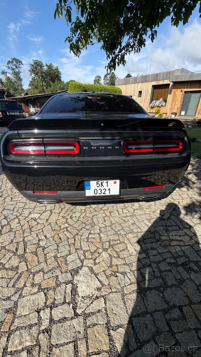 2019 Dodge CHALLENGER - 13
