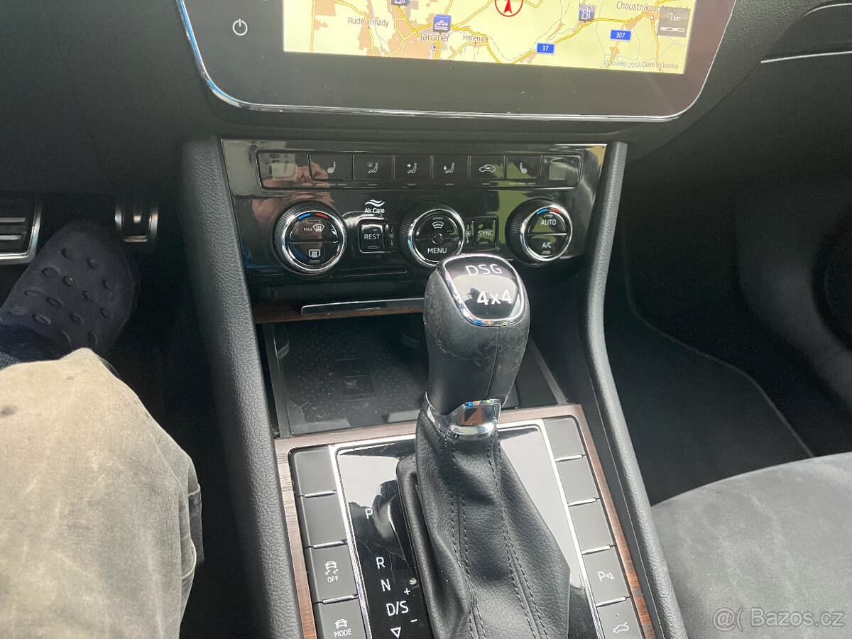 2020 Škoda SUPERB - 13