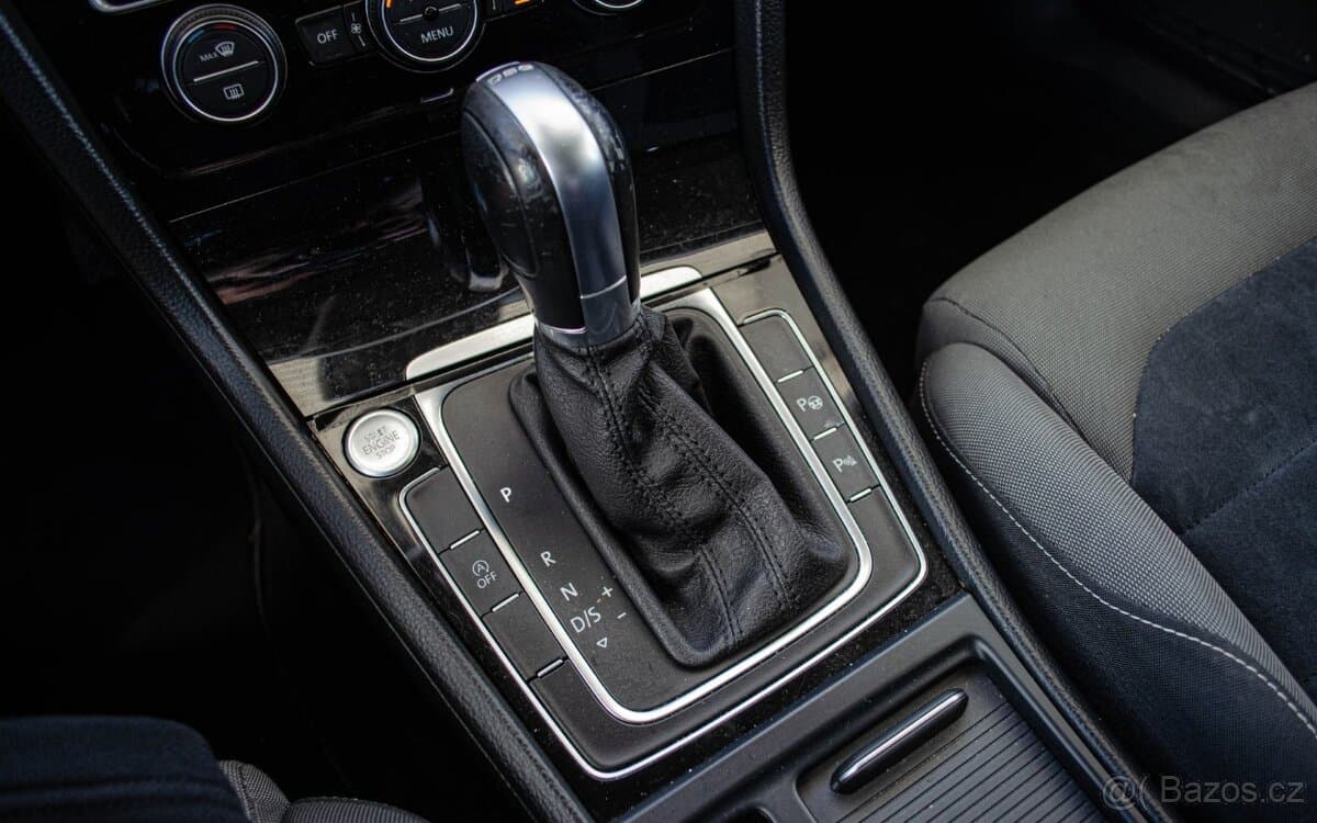 2015 Volkswagen GOLF - 13