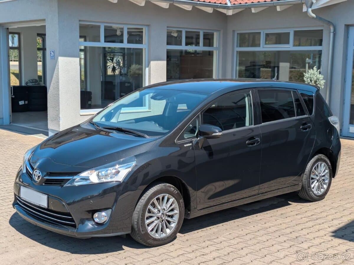 2017 Toyota VERSO - 13