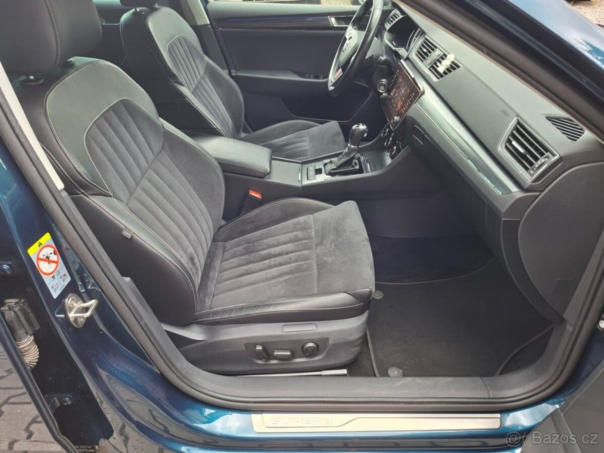 2019 Škoda SUPERB - 13
