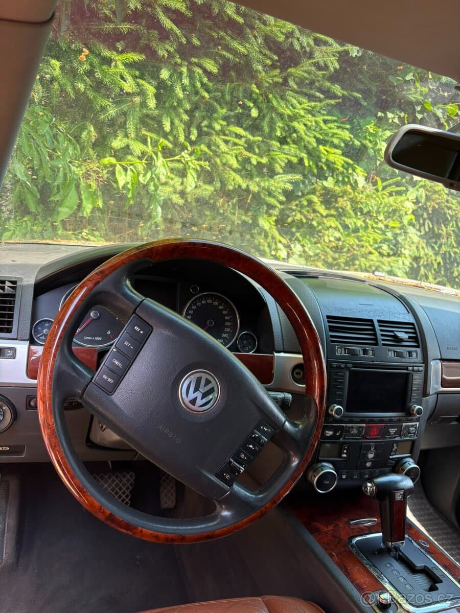 2005 Volkswagen TOUAREG - 13