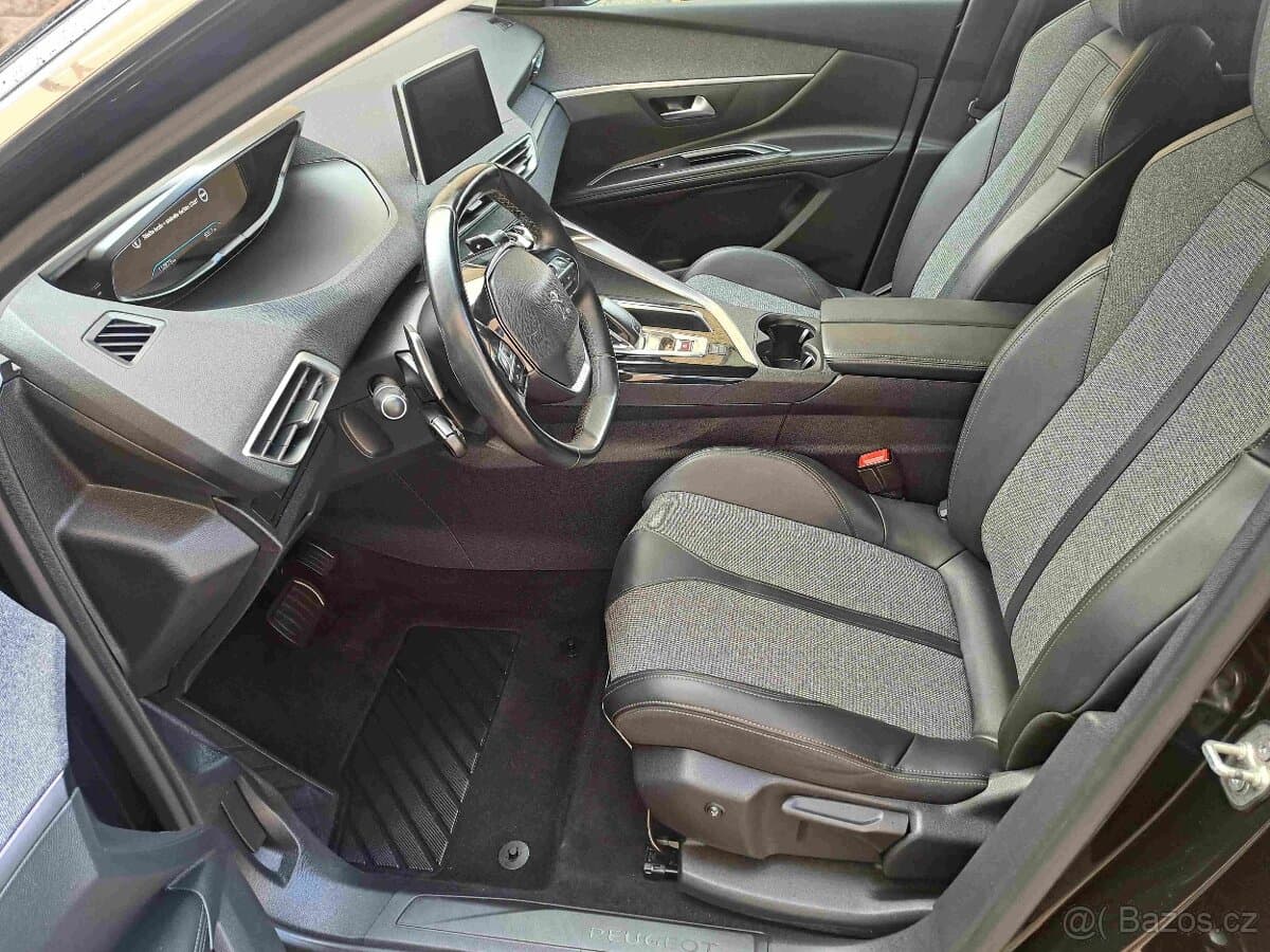 2019 Peugeot 5008 - 13
