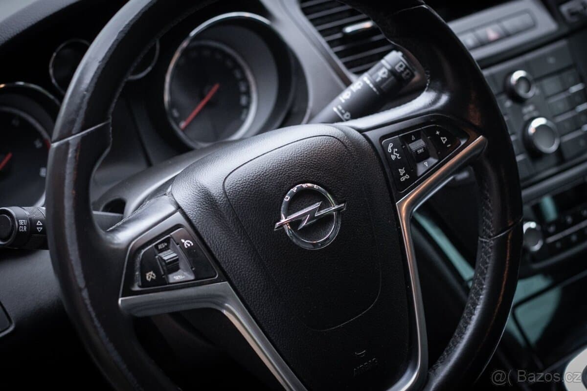 2012 Opel INSIGNIA - 13