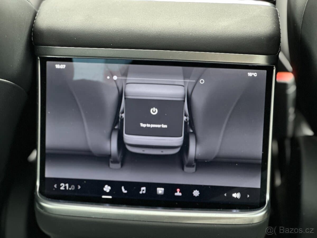 2024 Tesla MODEL S - 13
