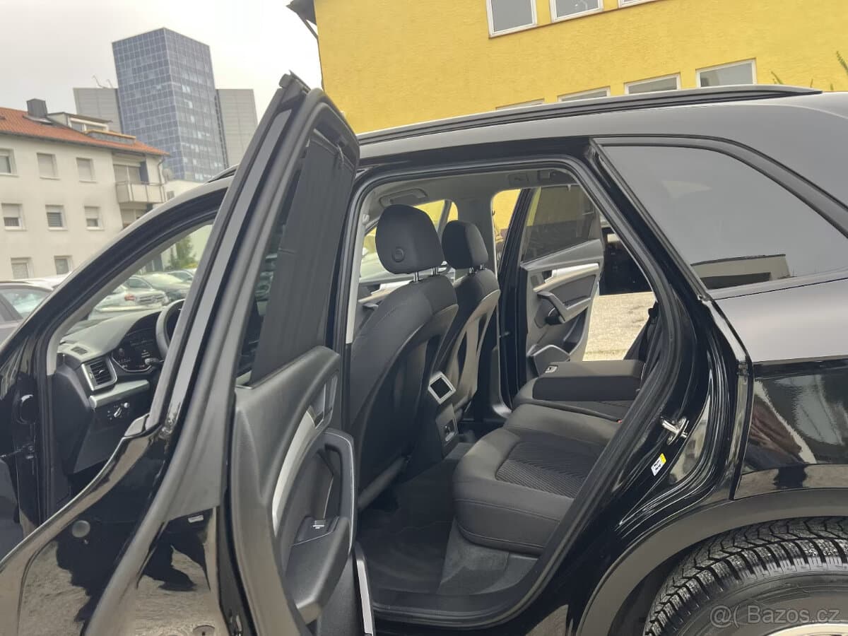 2022 Audi Q5 - 13