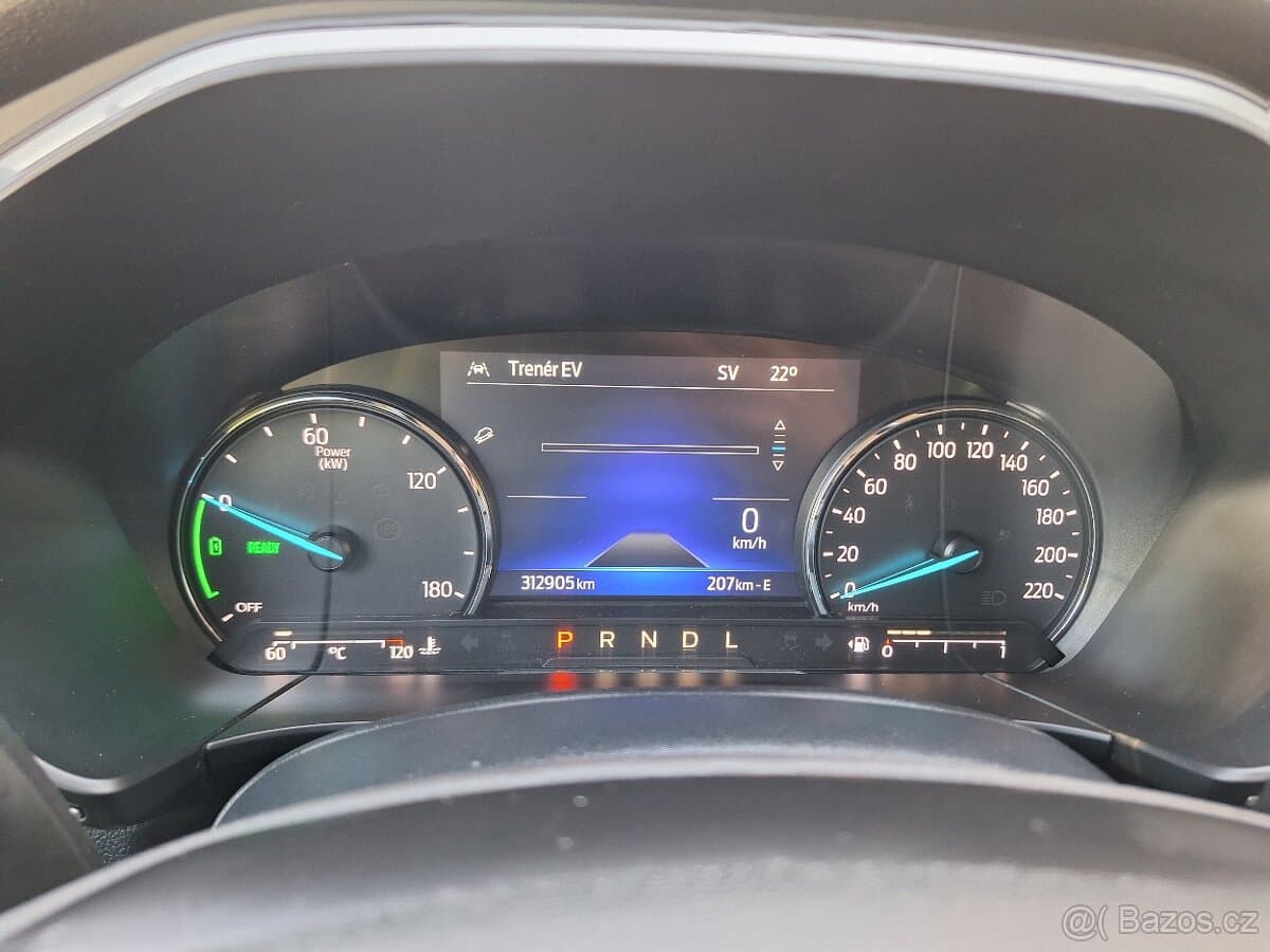 2021 Ford KUGA - 13