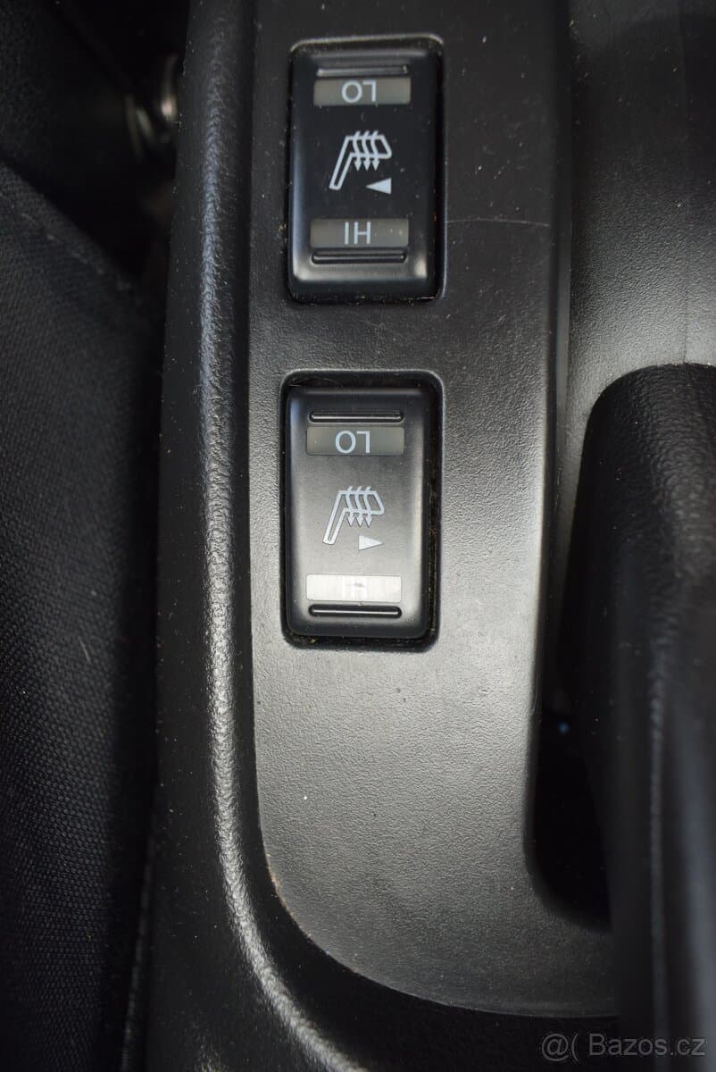 2015 Nissan MICRA - 13