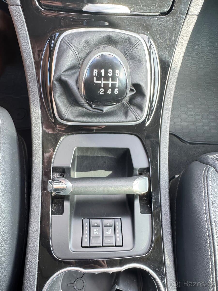 2014 Ford S-MAX - 13