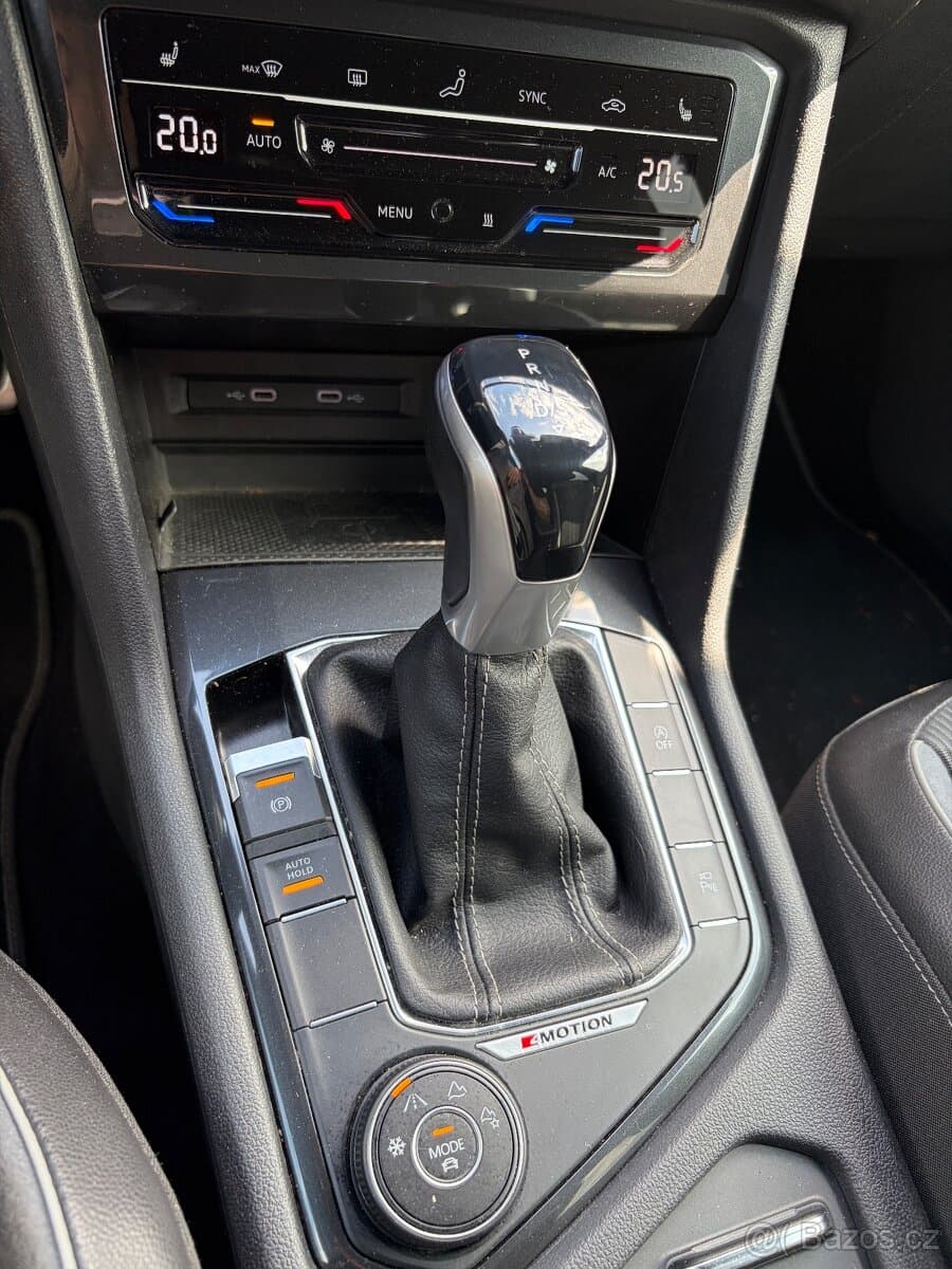 2021 Volkswagen TIGUAN - 13