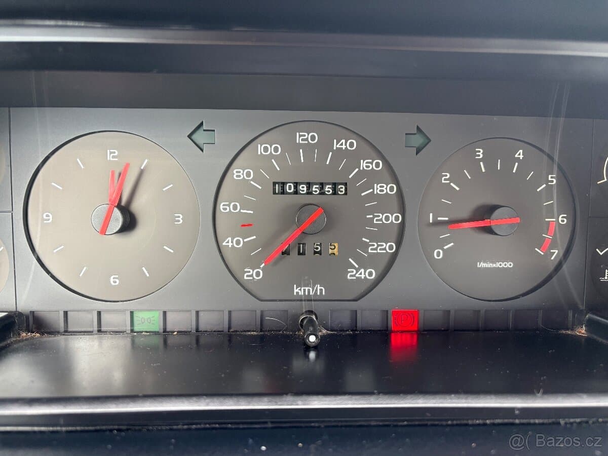 1989 Volvo 740 - 13