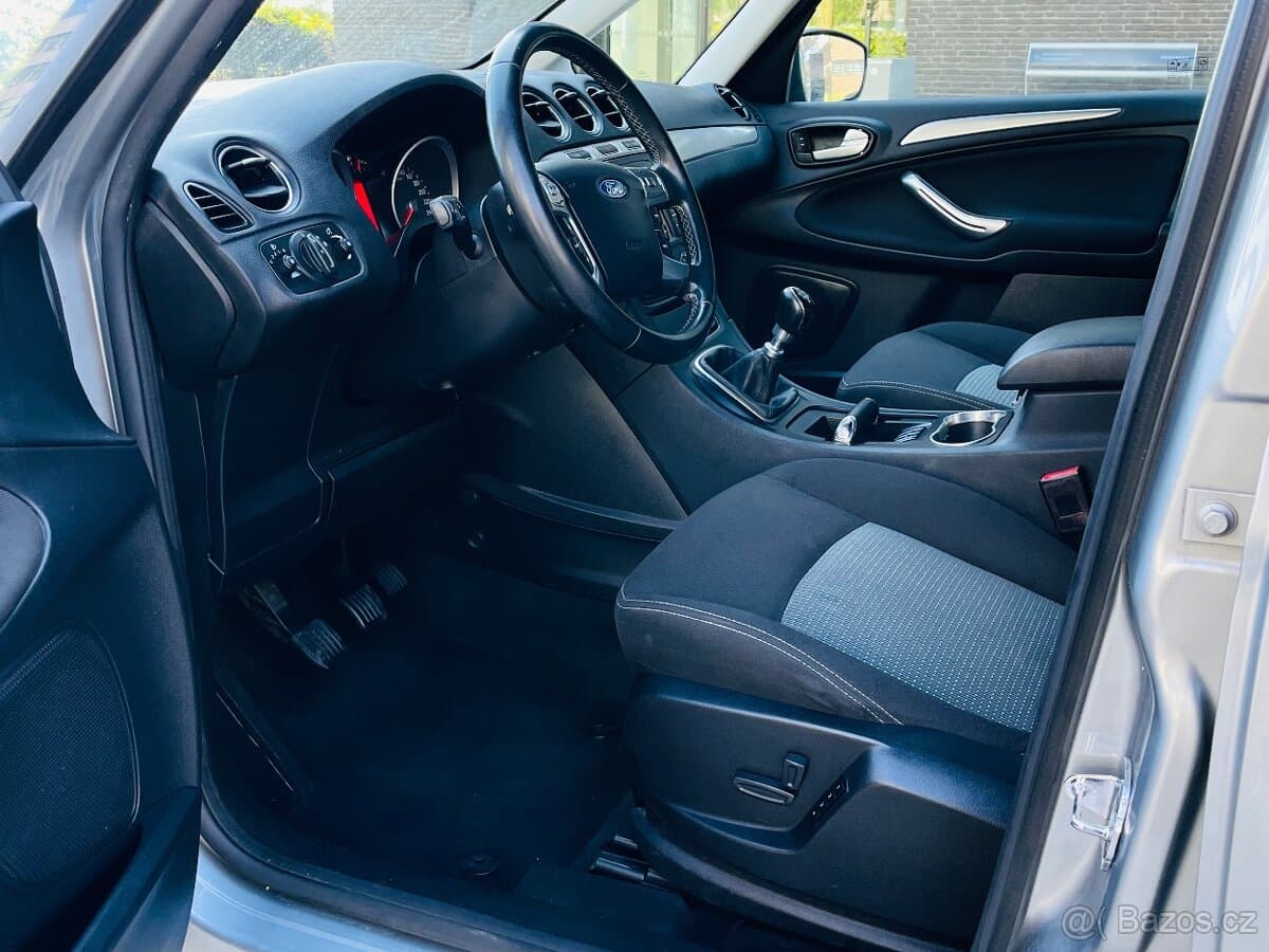 2014 Ford GALAXY - 13