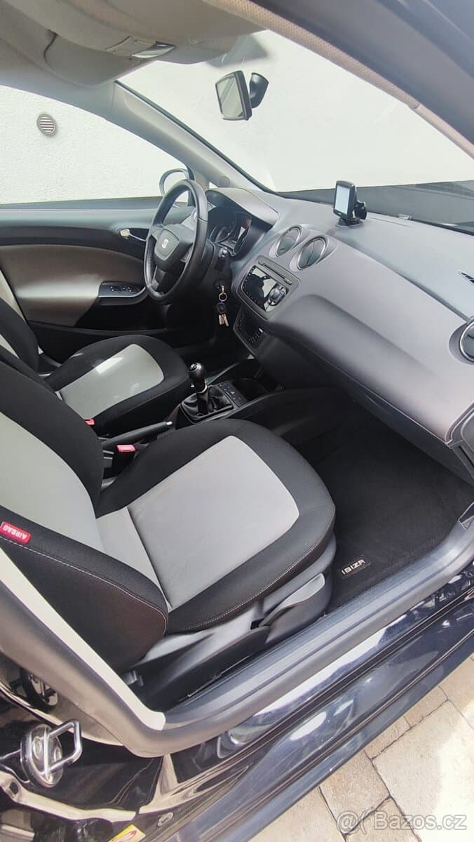 2012 Seat IBIZA - 13