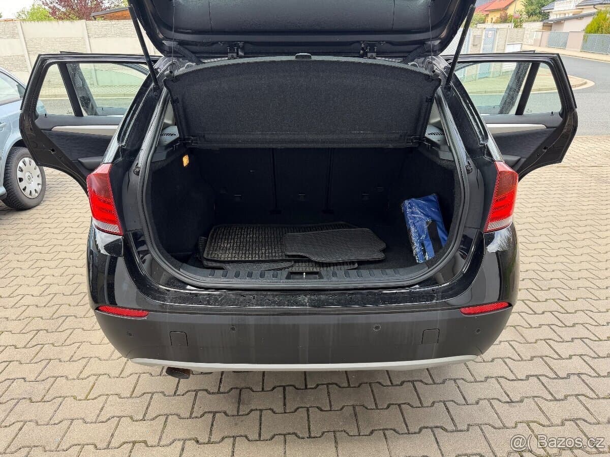 2011 BMW X1 - 13