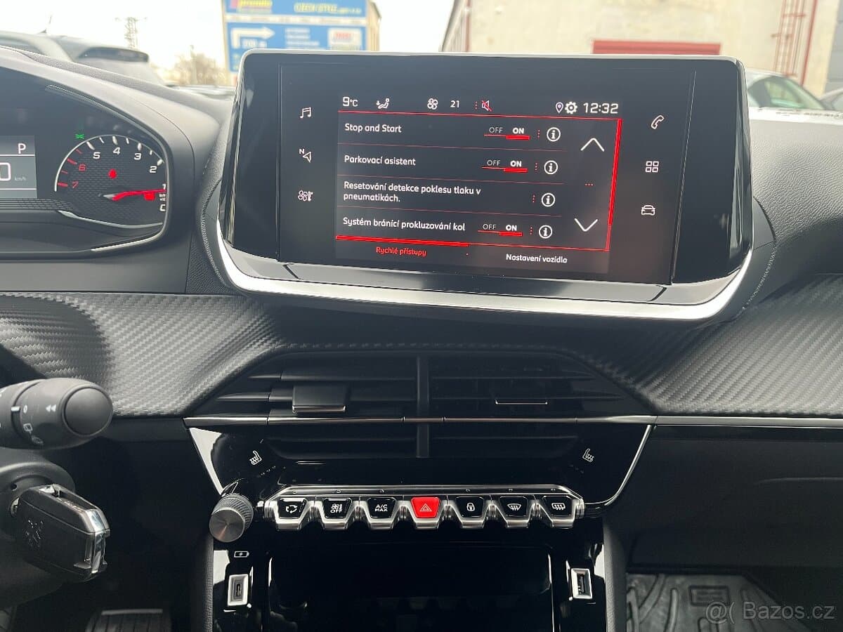 2023 Peugeot 2008 - 13