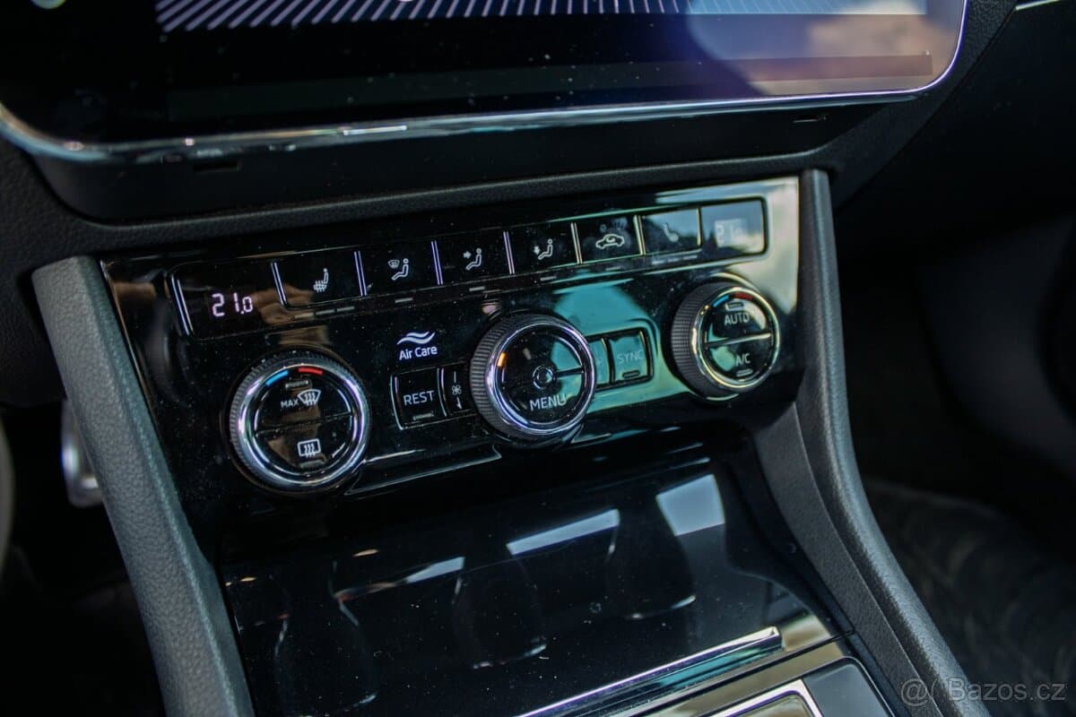 2021 Škoda SUPERB - 13