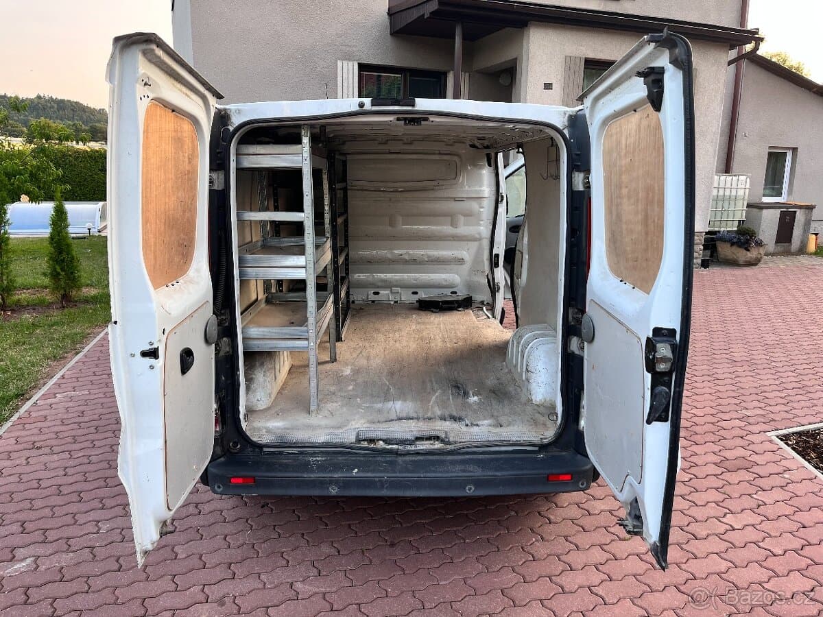 2013 Renault TRAFIC - 13