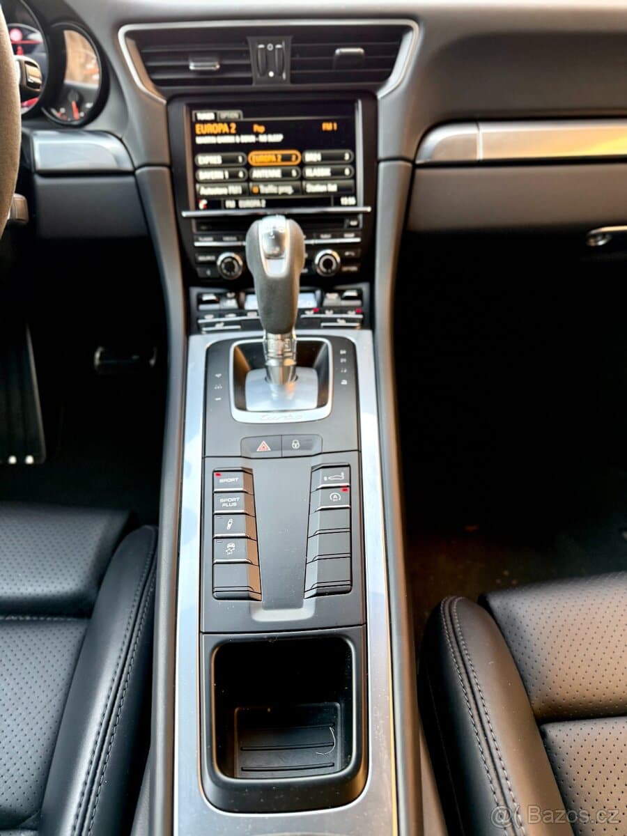 2014 Porsche 911 - 13
