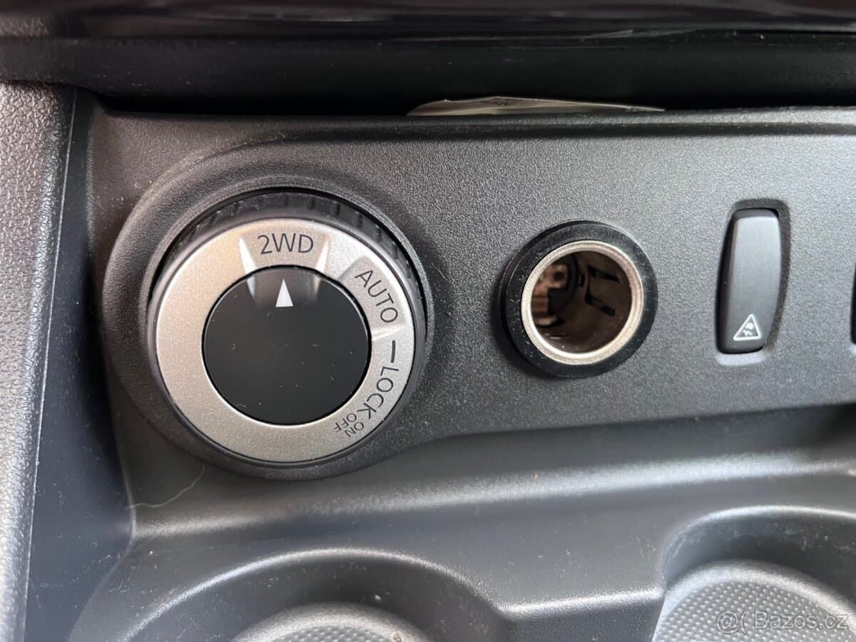 2012 Dacia SANDERO - 13