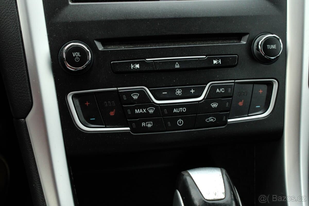 2016 Ford MONDEO - 13