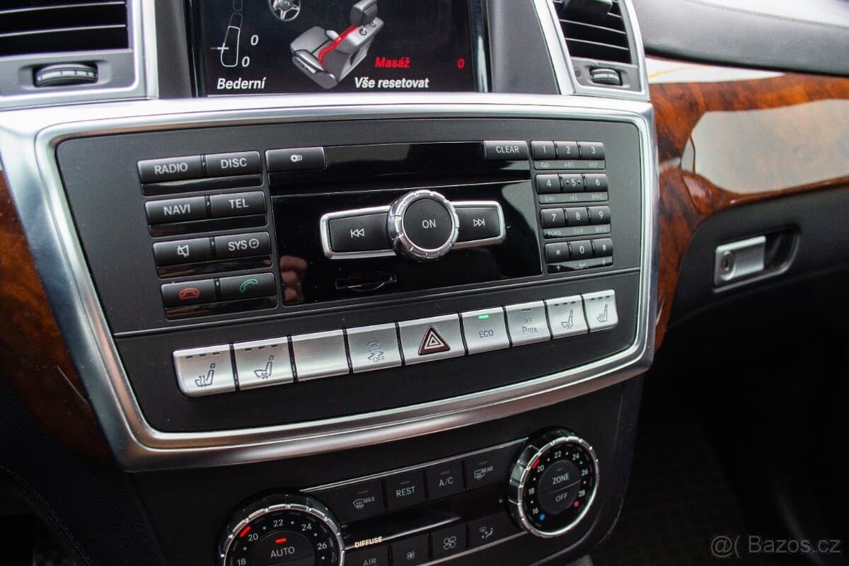 2013 Mercedes-Benz GL - 13