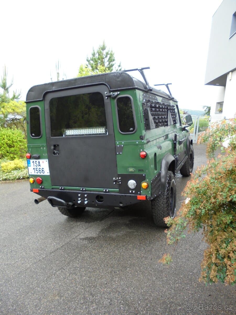 2000 Land Rover DEFENDER - 13