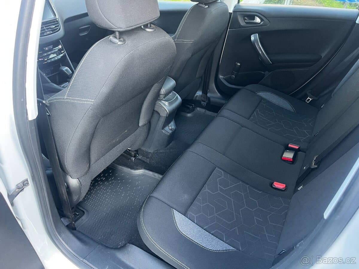 2016 Peugeot 2008 - 13