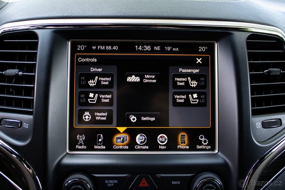 2014 Jeep CHEROKEE - 13