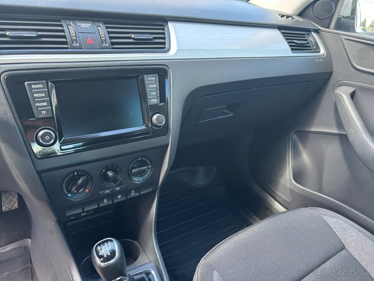 2016 Škoda RAPID - 13