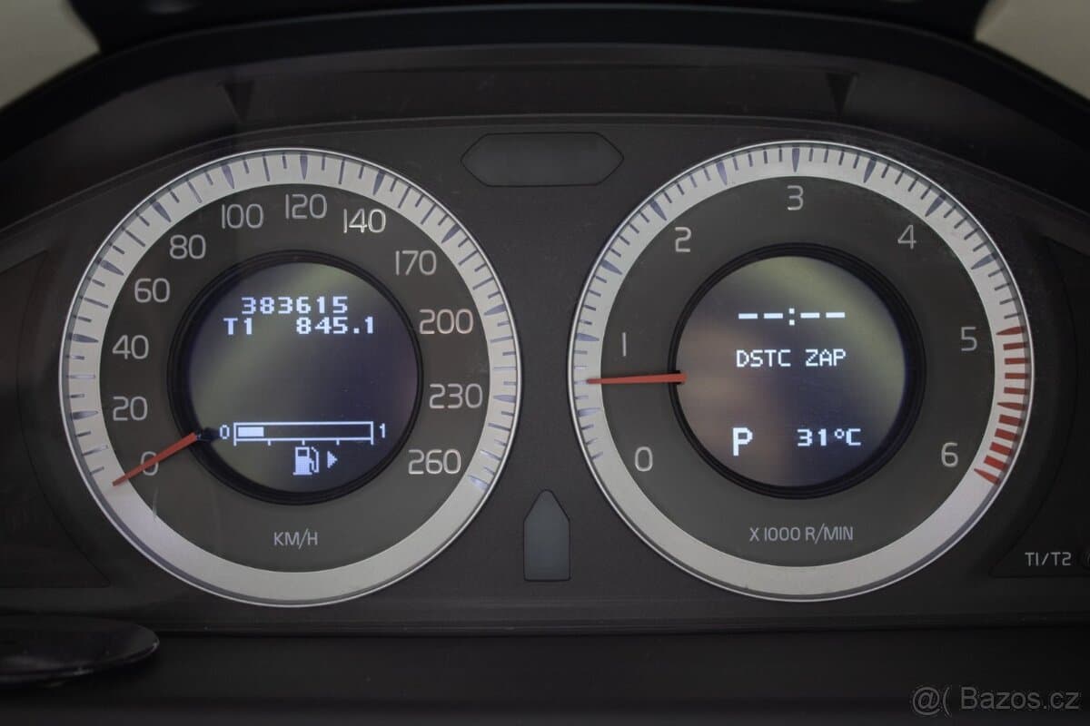 2010 Volvo XC70 - 13