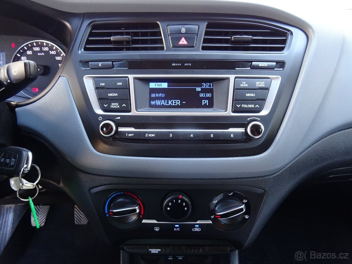 2016 Hyundai i20 - 13
