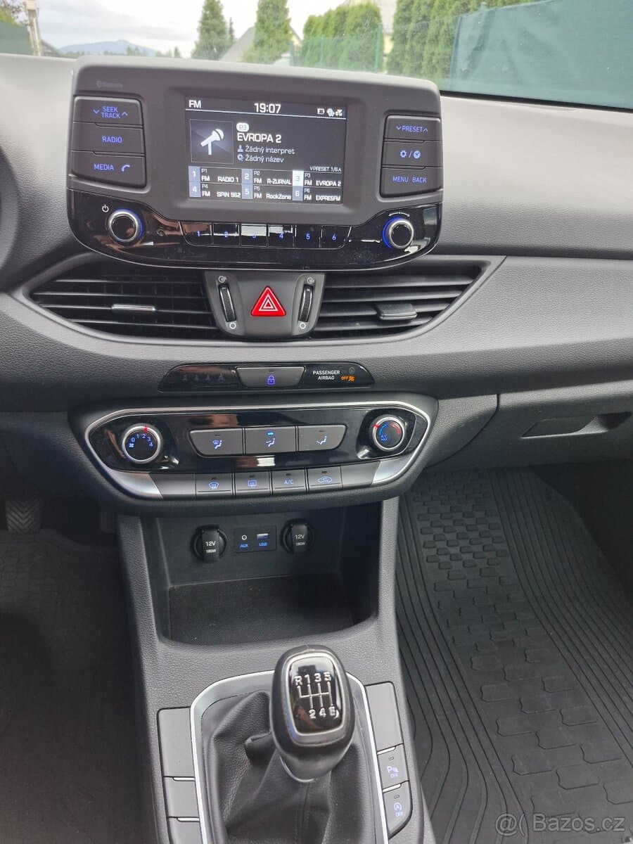 2017 Hyundai i30 - 13
