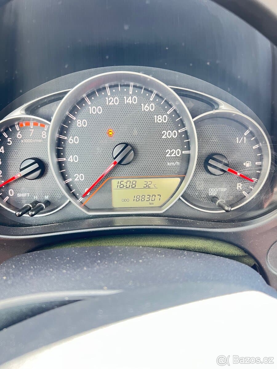 2011 Toyota VERSO - 13