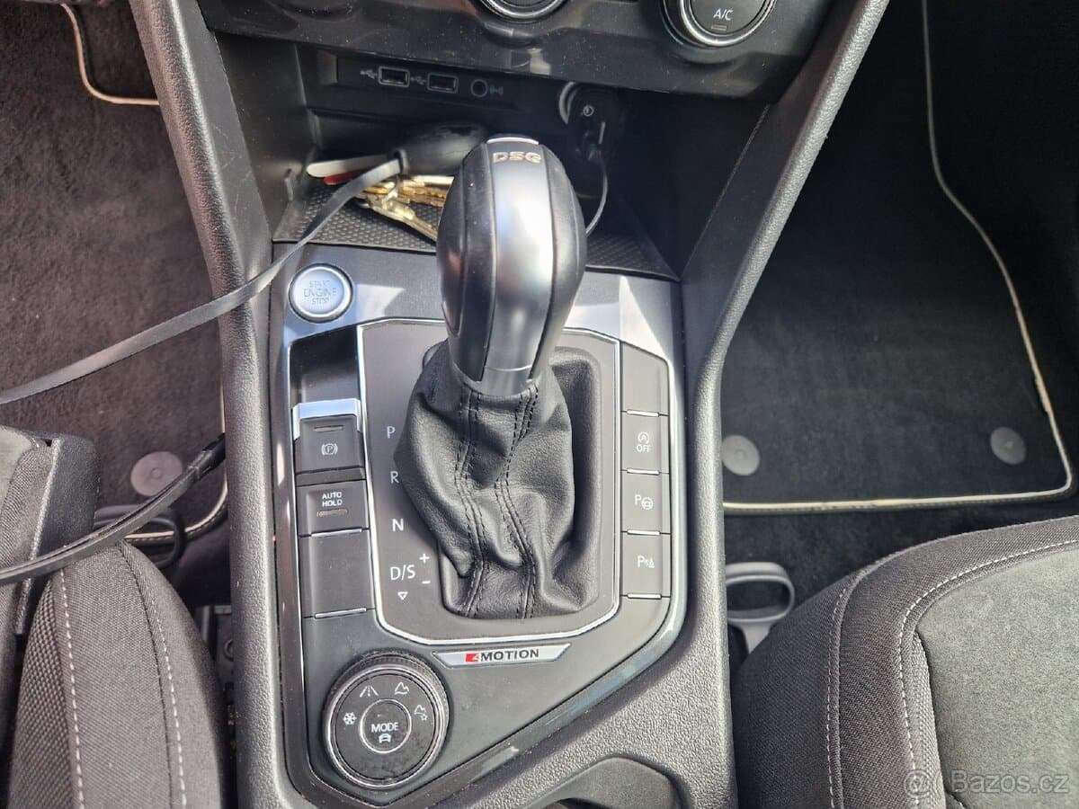 2019 Volkswagen TIGUAN - 13