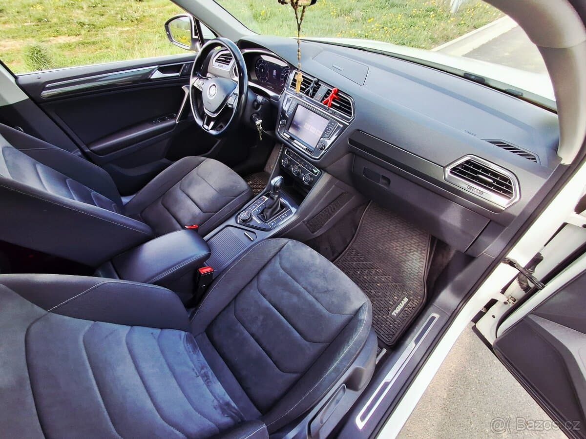 2017 Volkswagen TIGUAN - 13