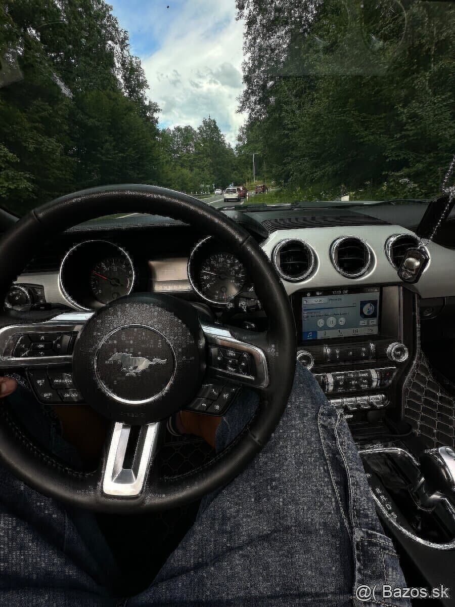 2016 Ford MUSTANG - 13