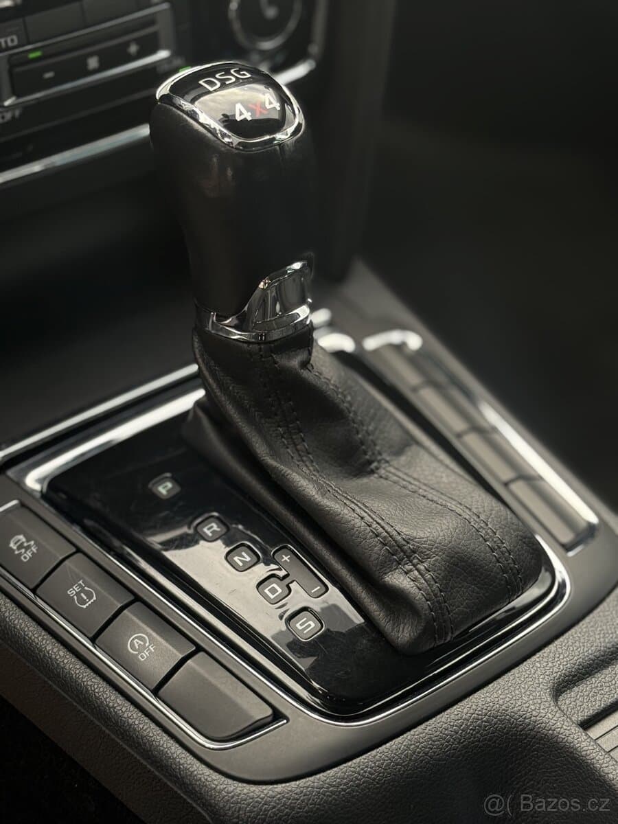 2015 Škoda SUPERB - 13
