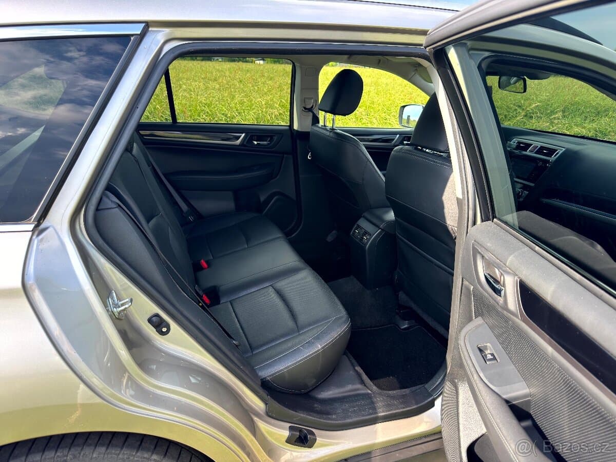 2015 Subaru OUTBACK - 13