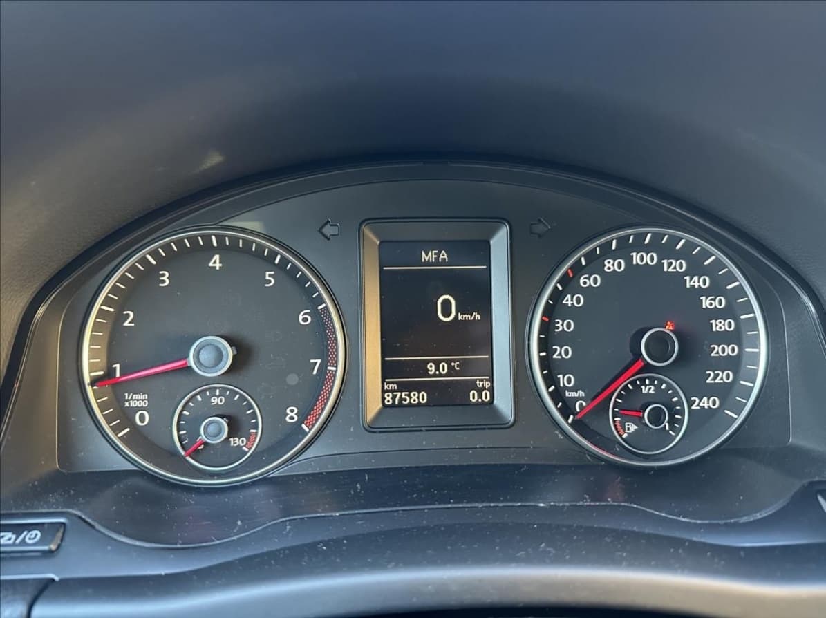 Volkswagen GOLF - 13