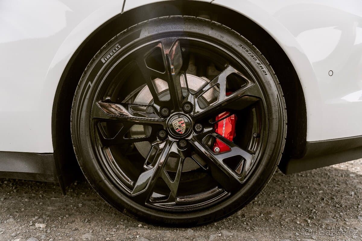 2023 Porsche TAYCAN - 13