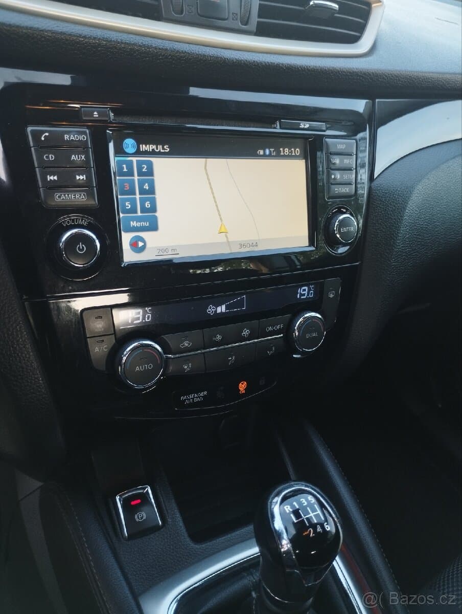 2015 Nissan QASHQAI - 13