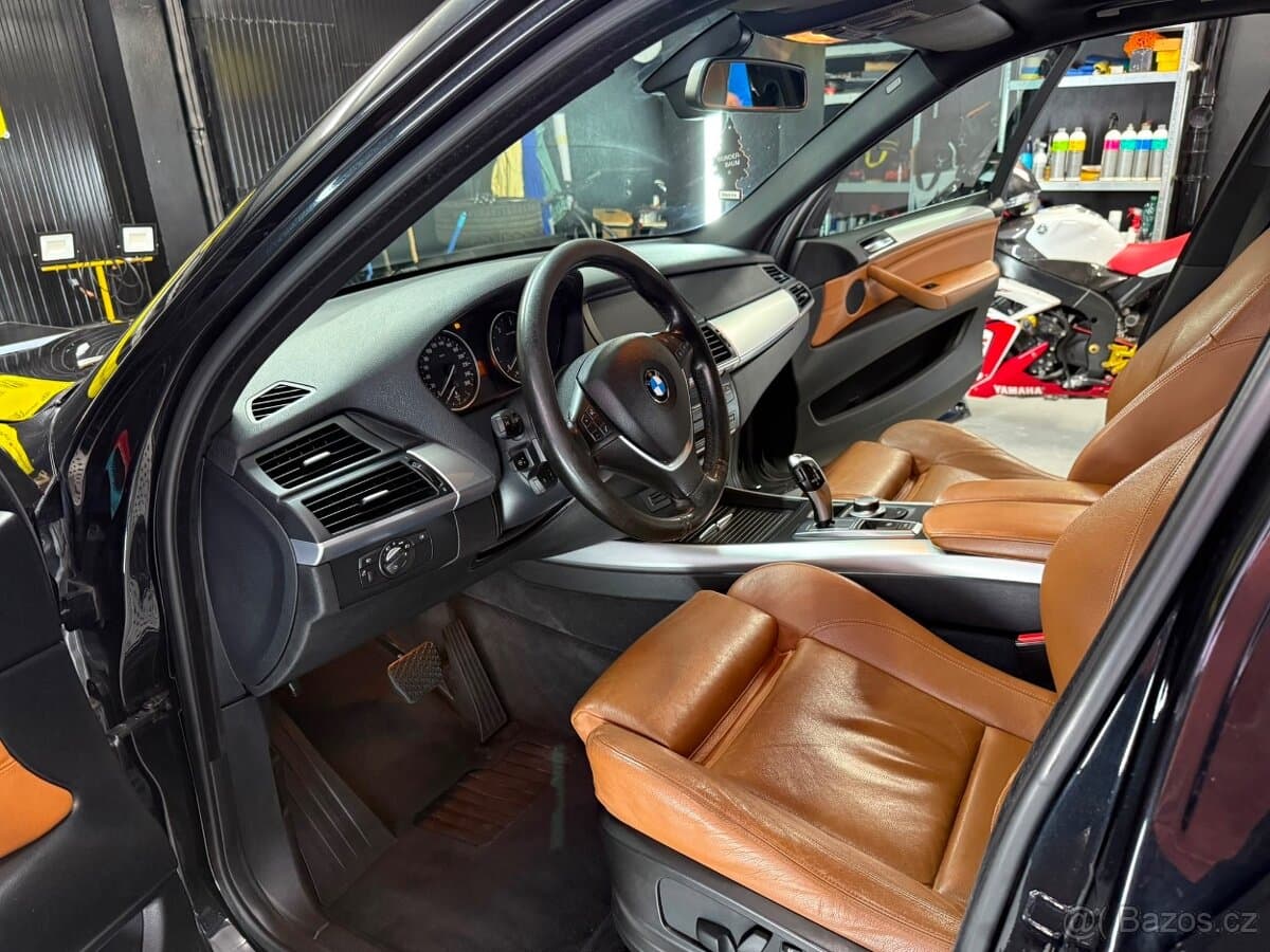 2009 BMW X5 - 13