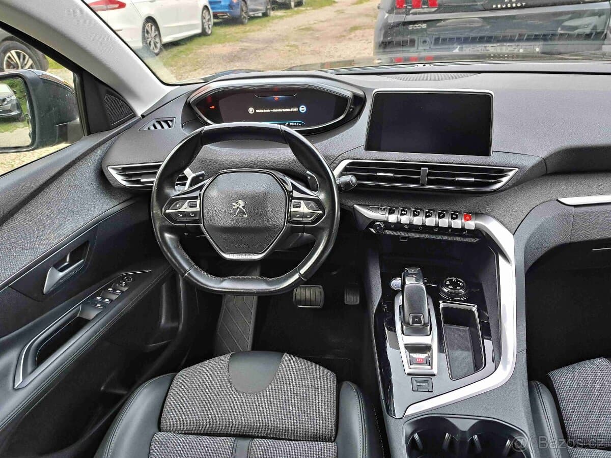 2019 Peugeot 3008 - 13
