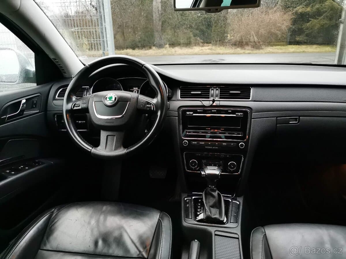 2011 Škoda SUPERB - 13