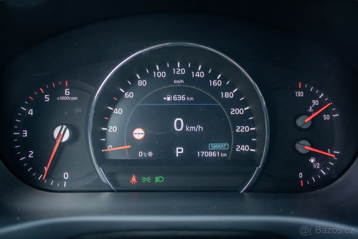 2018 Kia SORENTO - 13